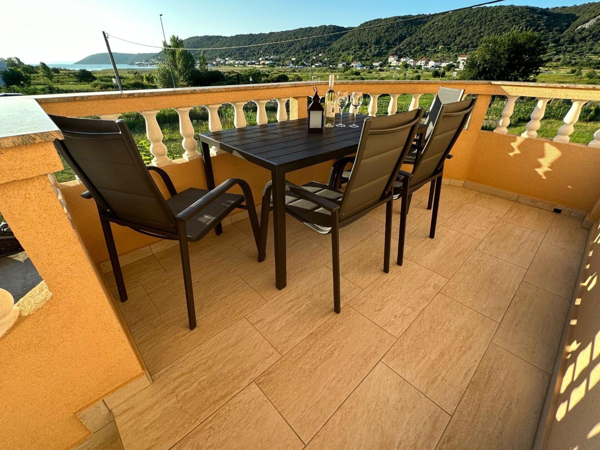 Apartman Stela Daire Rab Town Dış mekan fotoğraf